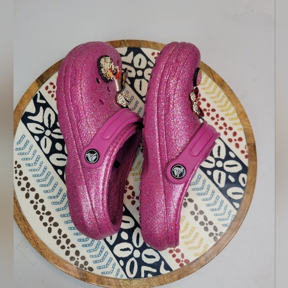 Unisex Taffy Pink glitter clog Girl Size 3 with valuable fun  charms - Picture 8 of 10